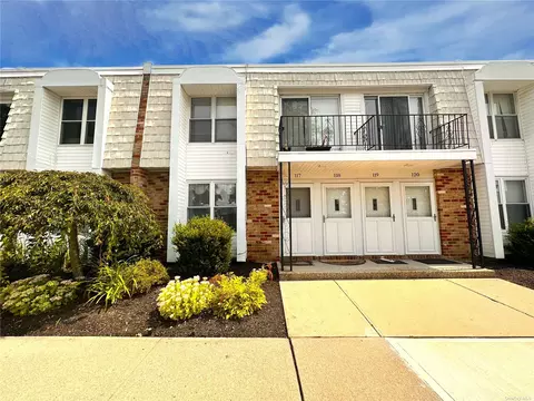 73 Rocky Pt Yaphank Rd #117, Rocky Point, NY 11778