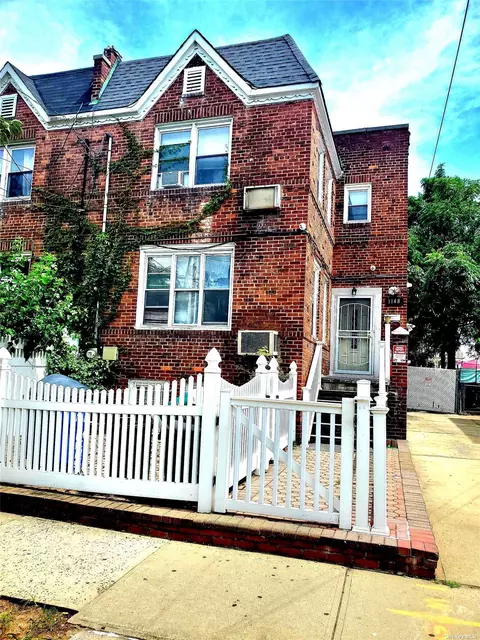 11-48 Grassmere Ter, Far Rockaway, NY 11691