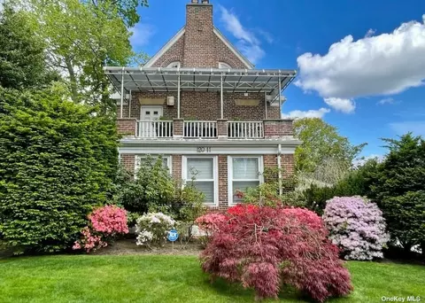 120-11 83rd Ave, Kew Gardens, NY 11415