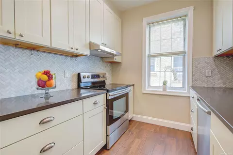 77-12 35 Ave #B46, Jackson Heights, NY 11372