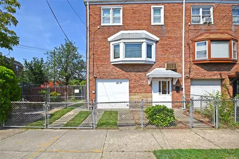 46-14 189th St, Flushing, NY 11358