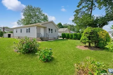 68 S 23rd St, Wyandanch, NY 11798