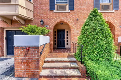 13-15 Estates Ln #152L, Bayside, NY 11360