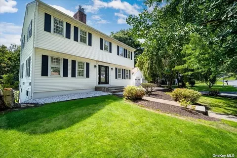 16 Tamidan Rd, Poughkeepsie, NY 12601