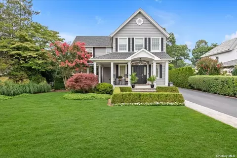 239 Rocklyn Ave, Lynbrook, NY 11563