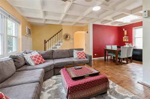 150-06 Goethals Ave #44C, Jamaica, NY 11432