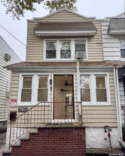 61-20 62nd St, Middle Village, NY 11379