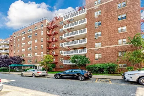 86-10 151 Ave #2H, Howard Beach, NY 11414