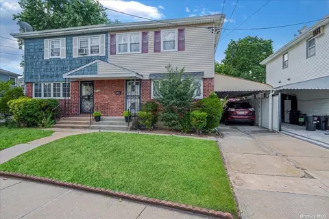 147-20 253rd Pl, Rosedale, NY 11422