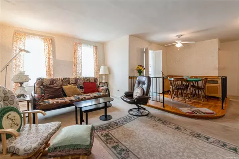 84-01 Main St #724, Briarwood, NY 11435