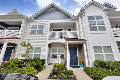 89 Millie Ct #89, Patchogue, NY 11772