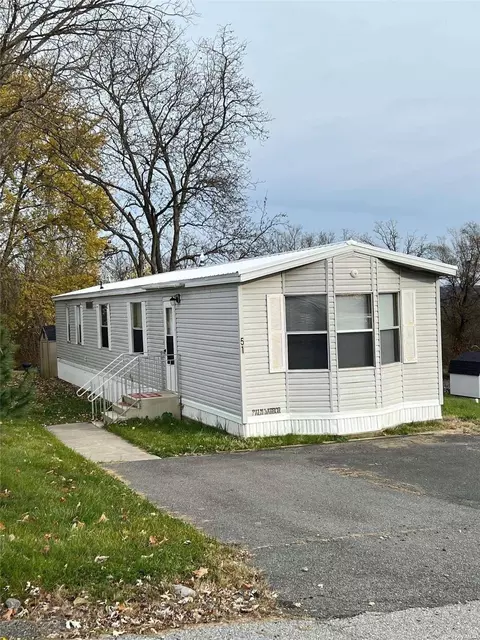 51 Pine Ln, Stillwater, NY 12170