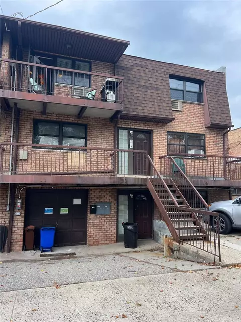 79-09 153rd Ave, Howard Beach, NY 11414
