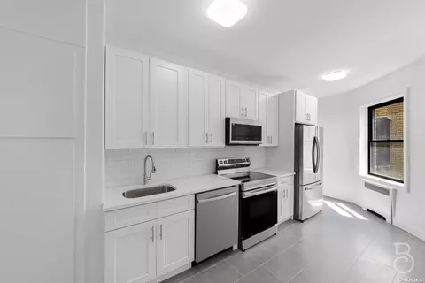 84-12 35th Ave #2M, Jackson Heights, NY 11372