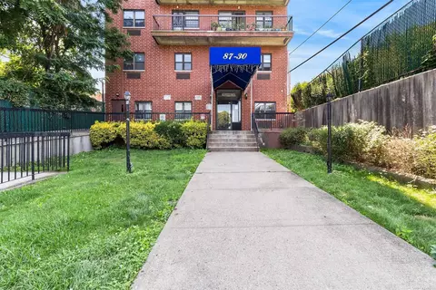 87-30 62nd Ave #6E, Rego Park, NY 11374