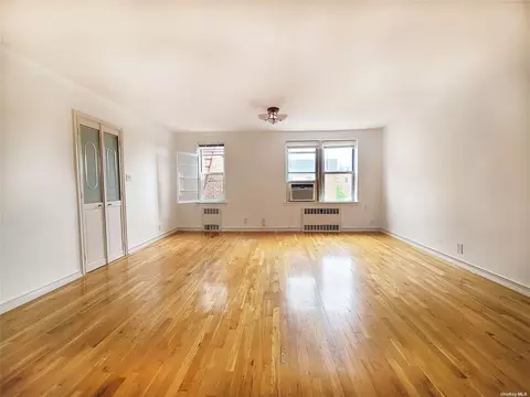 105-28 65ave #6F, Forest Hills, NY 11375