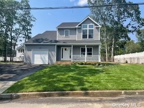 34 Fairmont, Patchogue, NY 11772