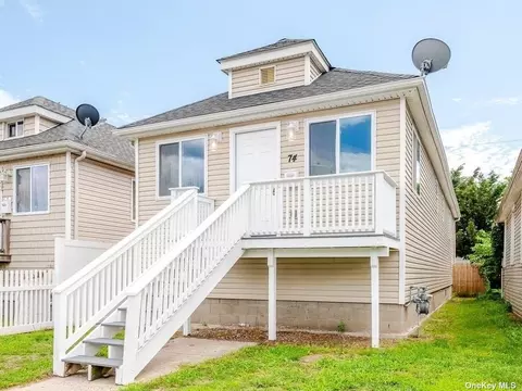 74 E Pine St, Long Beach, NY 11561