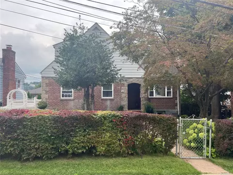 55 Lennon Ave, Yonkers, NY 10701