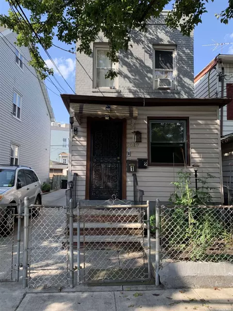 96-19 46th Ave, Corona, NY 11368