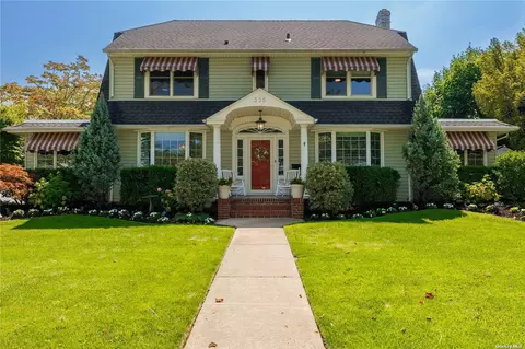 335 Hempstead Ave, Rockville Centre, NY 11570