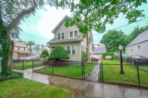 200-03 109th Ave, Jamaica, NY 11412