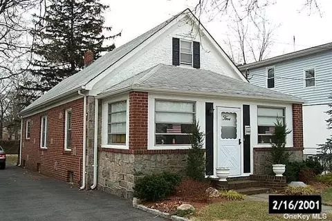 5 Leaman, Lynbrook, NY 11563