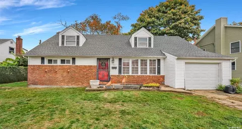 771 Fall Ave, Uniondale, NY 11553