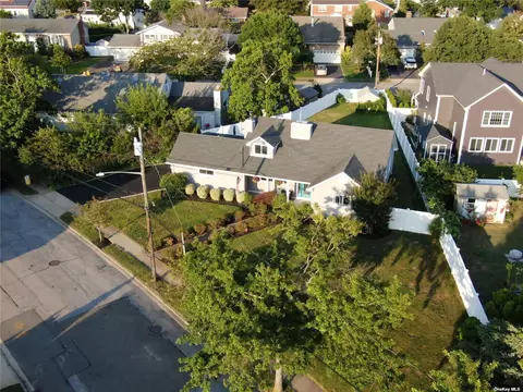 232 W Shore Dr, Massapequa, NY 11758