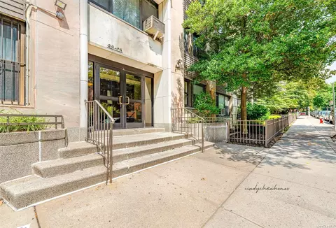 98-25 64th Rd #5G, Rego Park, NY 11374