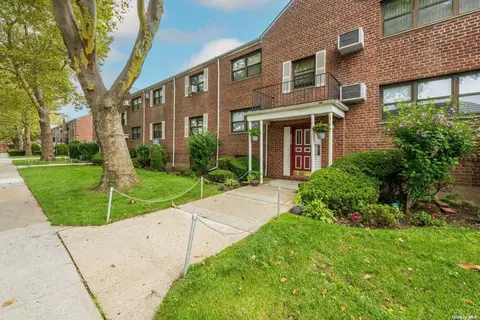 155-21 86 St #3, Howard Beach, NY 11414