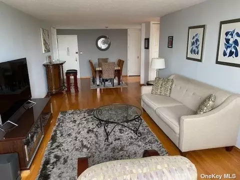 118-17 Union Tpke #16F, Forest Hills, NY 11375