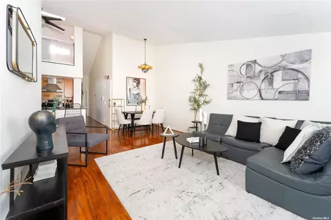 25-50 120th St #3, Flushing, NY 11354