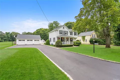 1225 Locust Ave, Bohemia, NY 11716