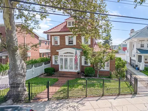 46-63 Parsons Blvd, Flushing, NY 11355