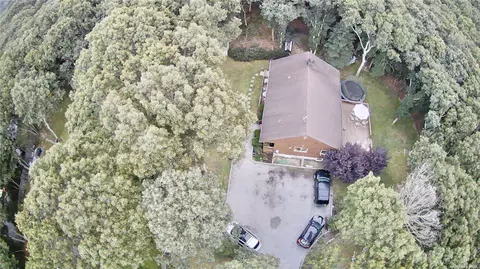 35 Mcelnea St, East Hampton, NY 11937