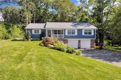 48 Orchard Dr # a, Northport, NY 11768