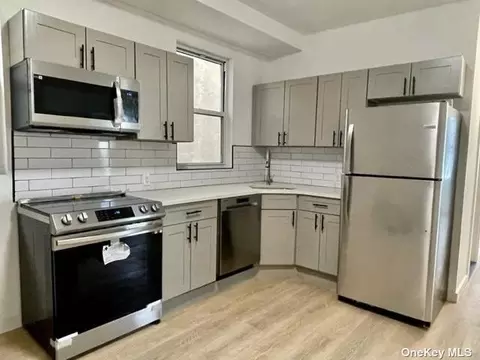 14-20 114th St, College Point, NY 11356