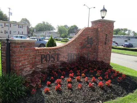 324 Post Ave #10-B, Westbury, NY 11590
