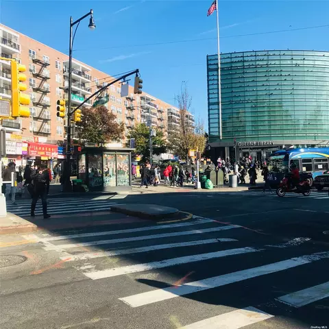 41-25 Kissena Blvd #1B, Flushing, NY 11355