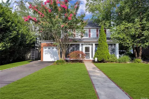 72 Sunset Dr, Hempstead, NY 11550