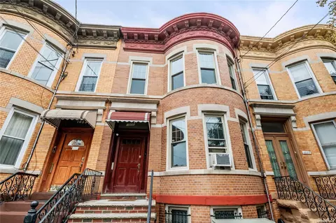 10-55 Seneca Ave, Ridgewood, NY 11385