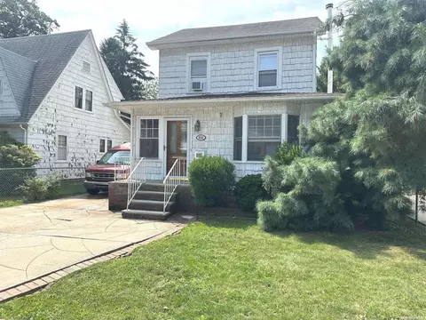 552 New York Ave, North Baldwin, NY 11510