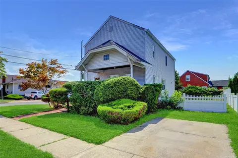 410 Oceanside Pkwy, Oceanside, NY 11572