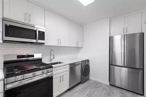 220-22 73 Ave #1ST, Bayside, NY 11364