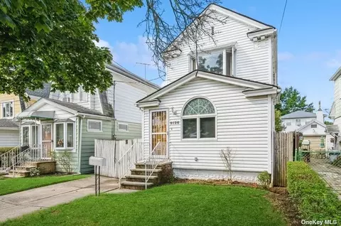 91-26 218th Pl, Queens Village, NY 11428