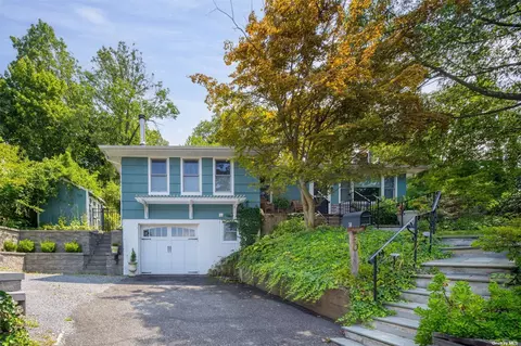 50 Mill Ln, Huntington, NY 11743