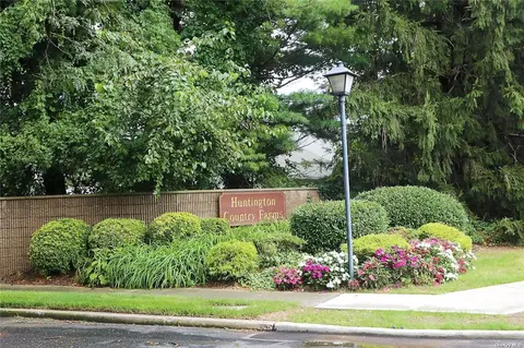 45 Blacksmith Ct #45, Huntington Station, NY 11746