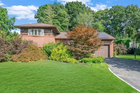 11 Greene Dr, Commack, NY 11725 photo 1
