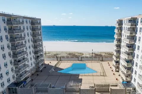 450 Shore Rd #3J, Long Beach, NY 11561